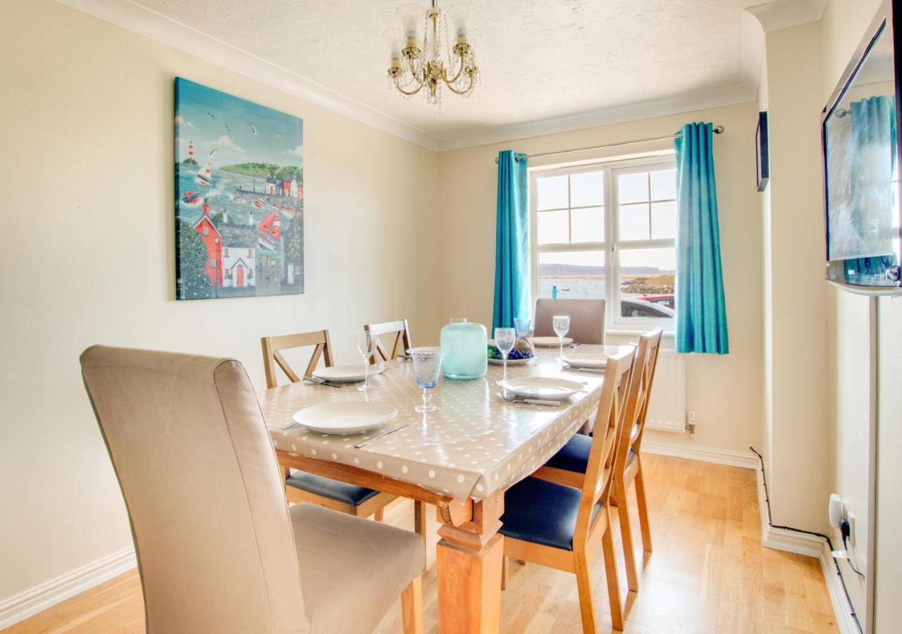 3 Bed in Wyke Regis oc-wy511