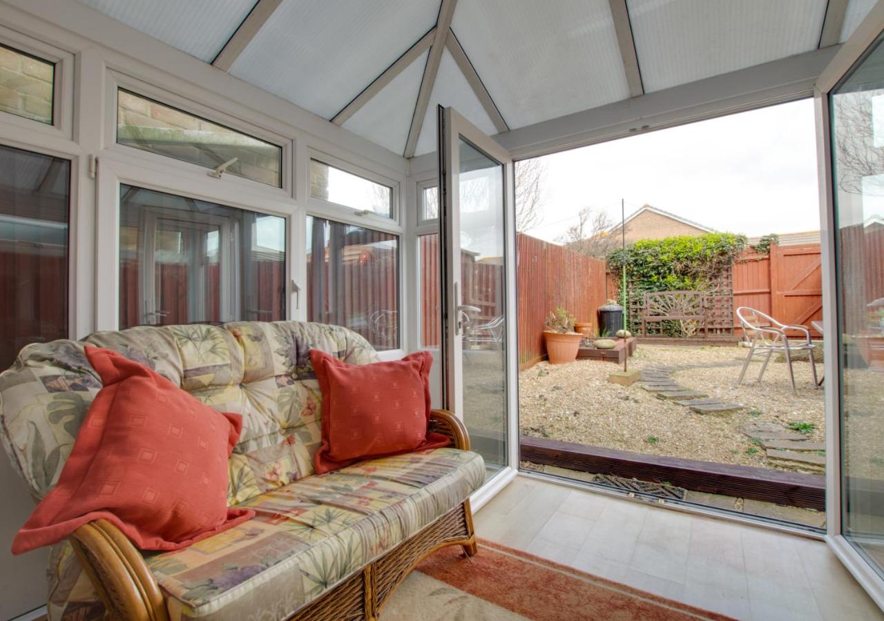 3 Bed in Wyke Regis oc-wy511