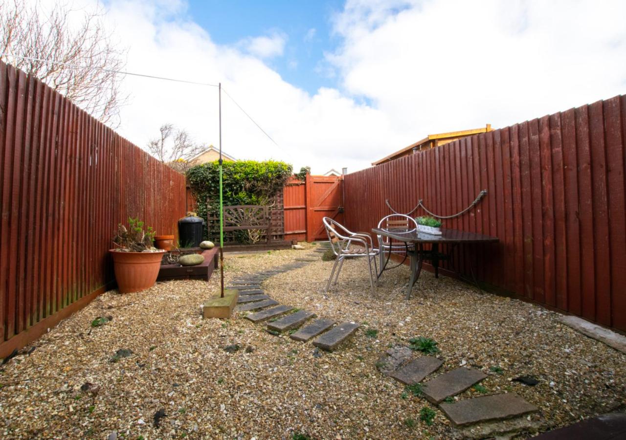 3 Bed in Wyke Regis oc-wy511