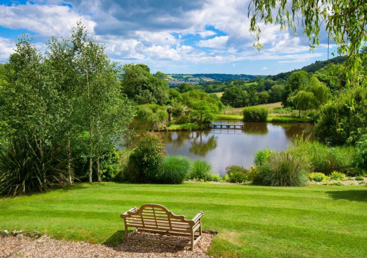 4 Bed in Honiton oc-hutfar
