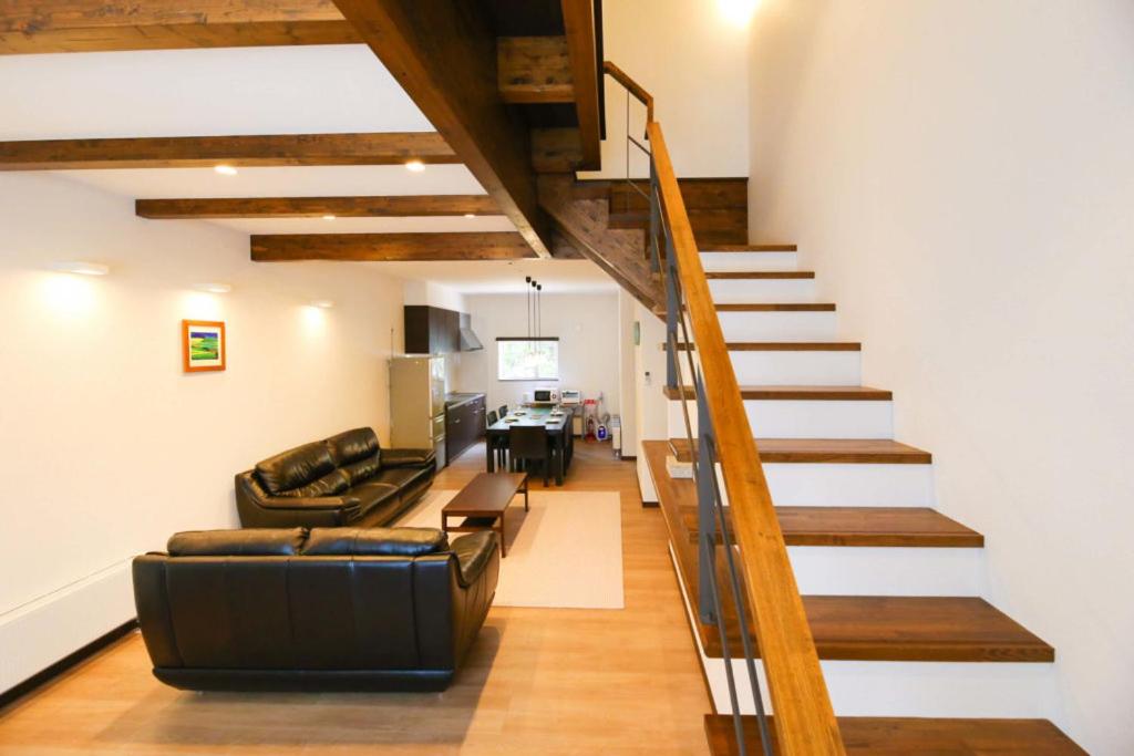 Tsuru Apartments
