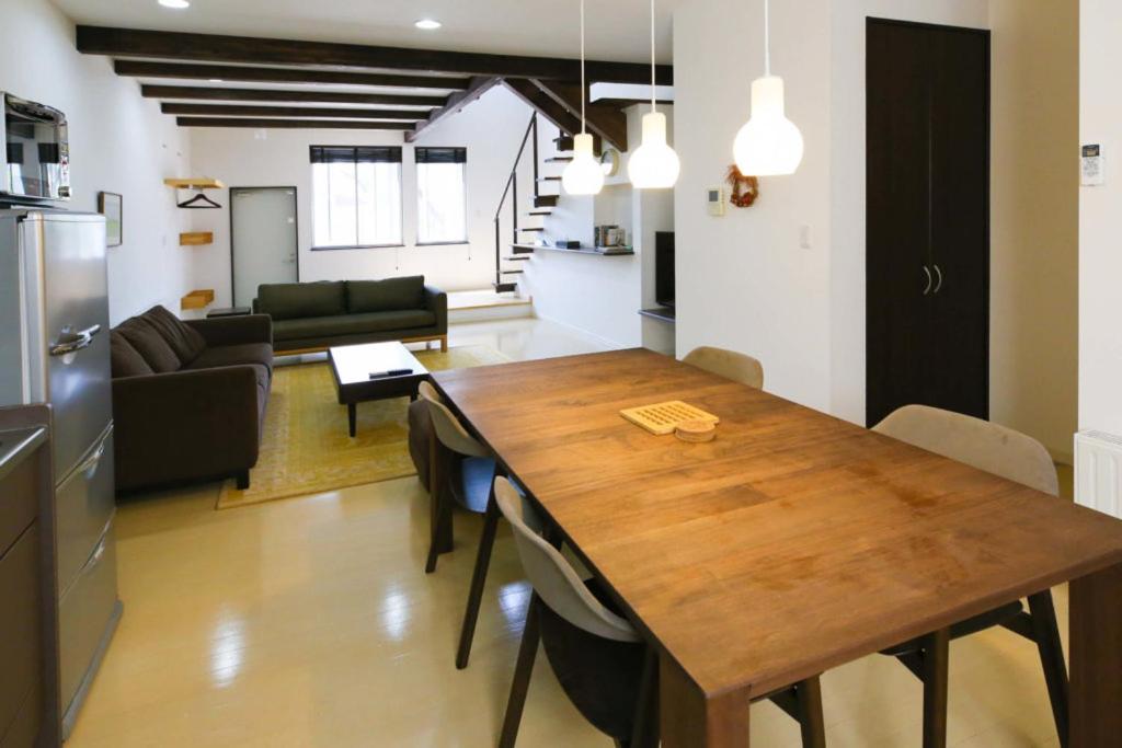 Tsuru Apartments
