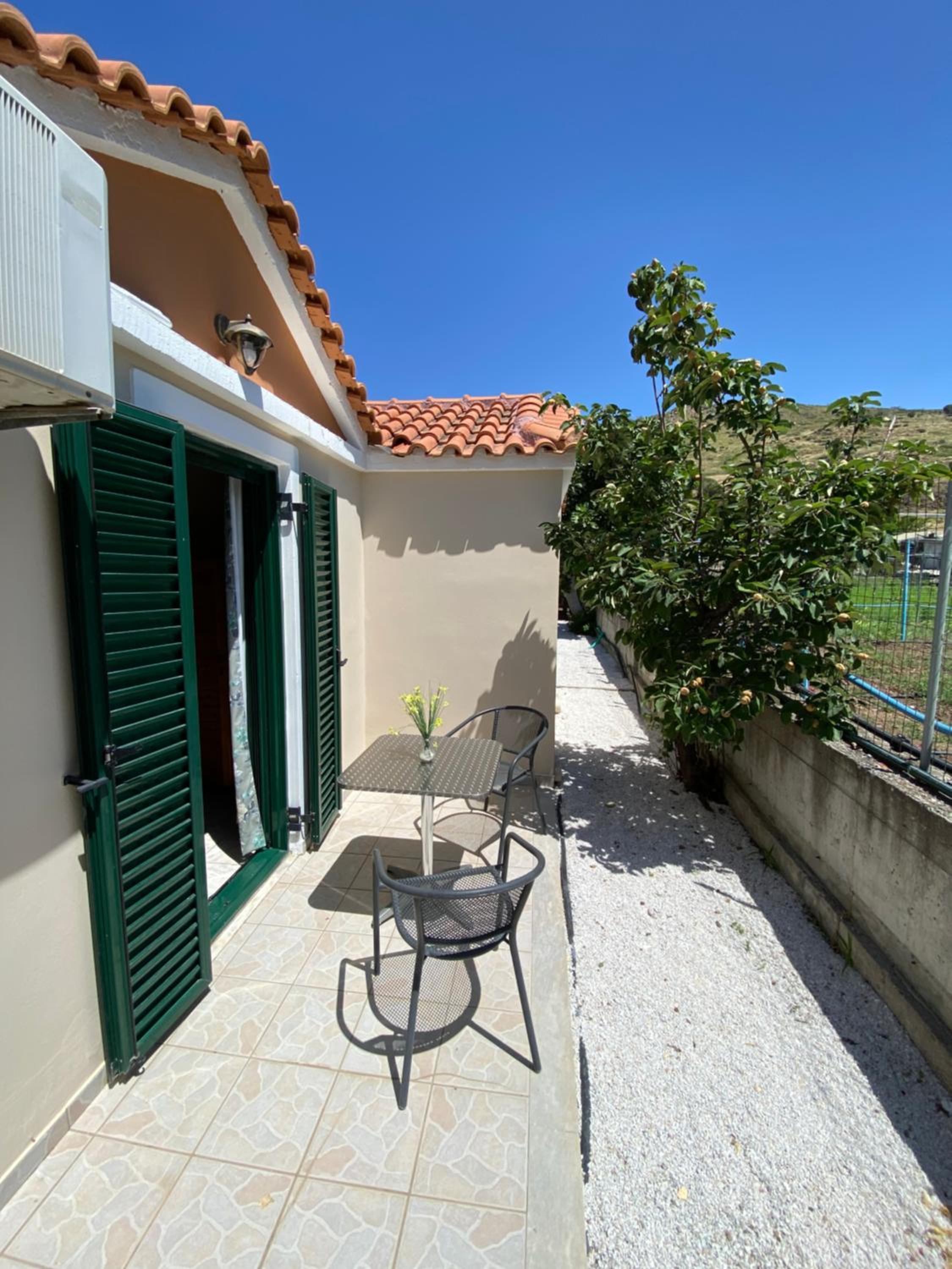 Apartments Fotoula