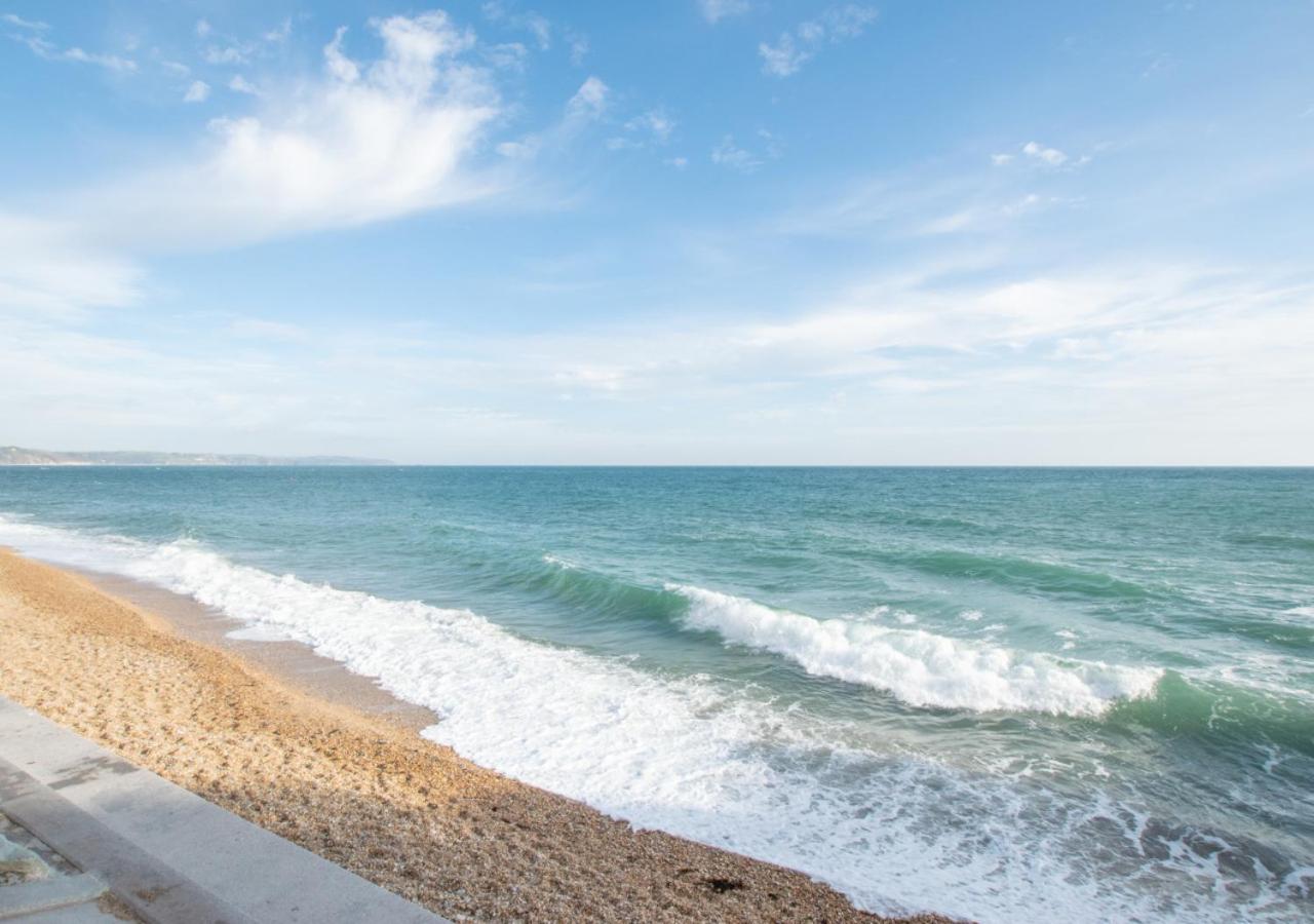 2 Bed in Torcross oc-bcatbe view 3