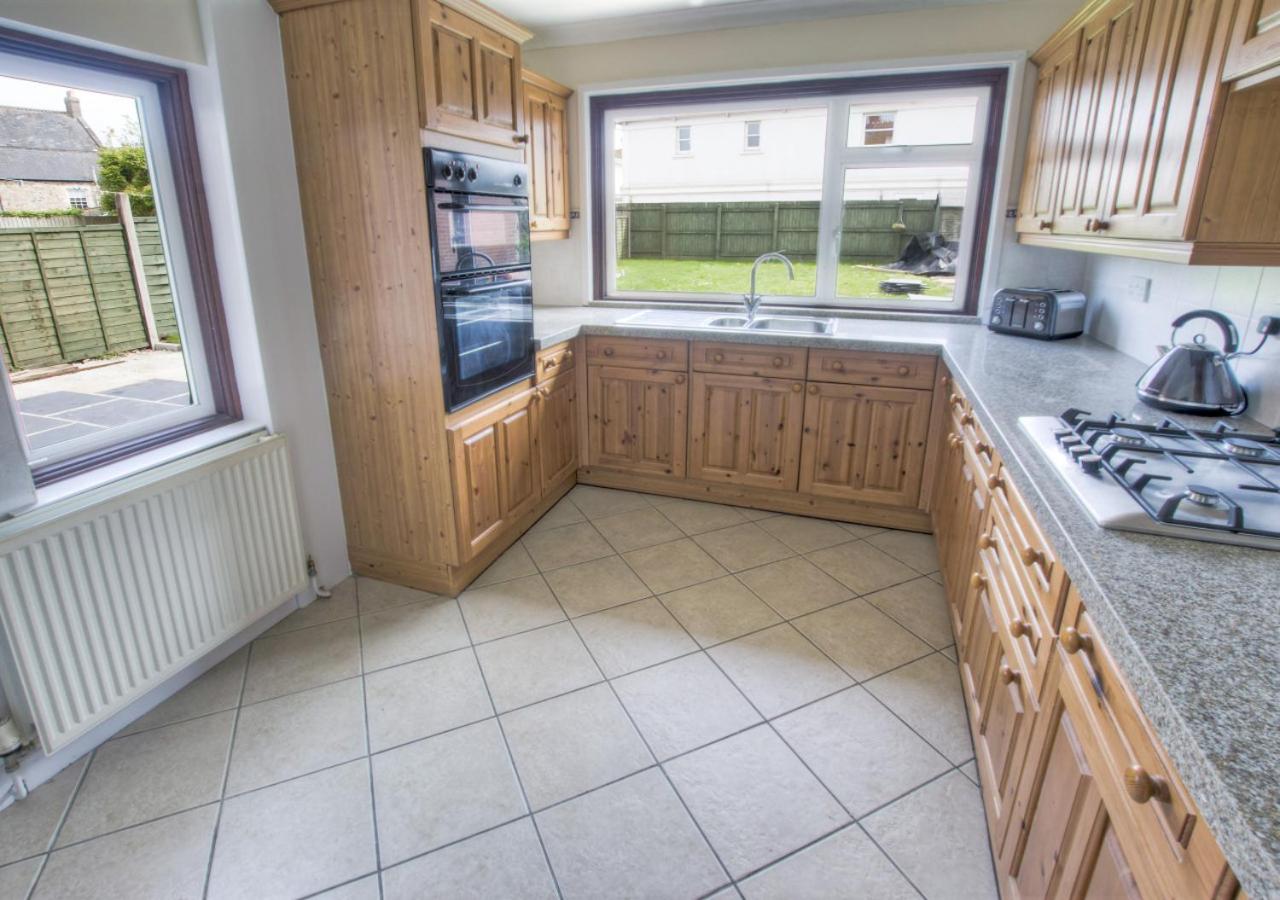 3 Bed in Seaton oc-mbdal