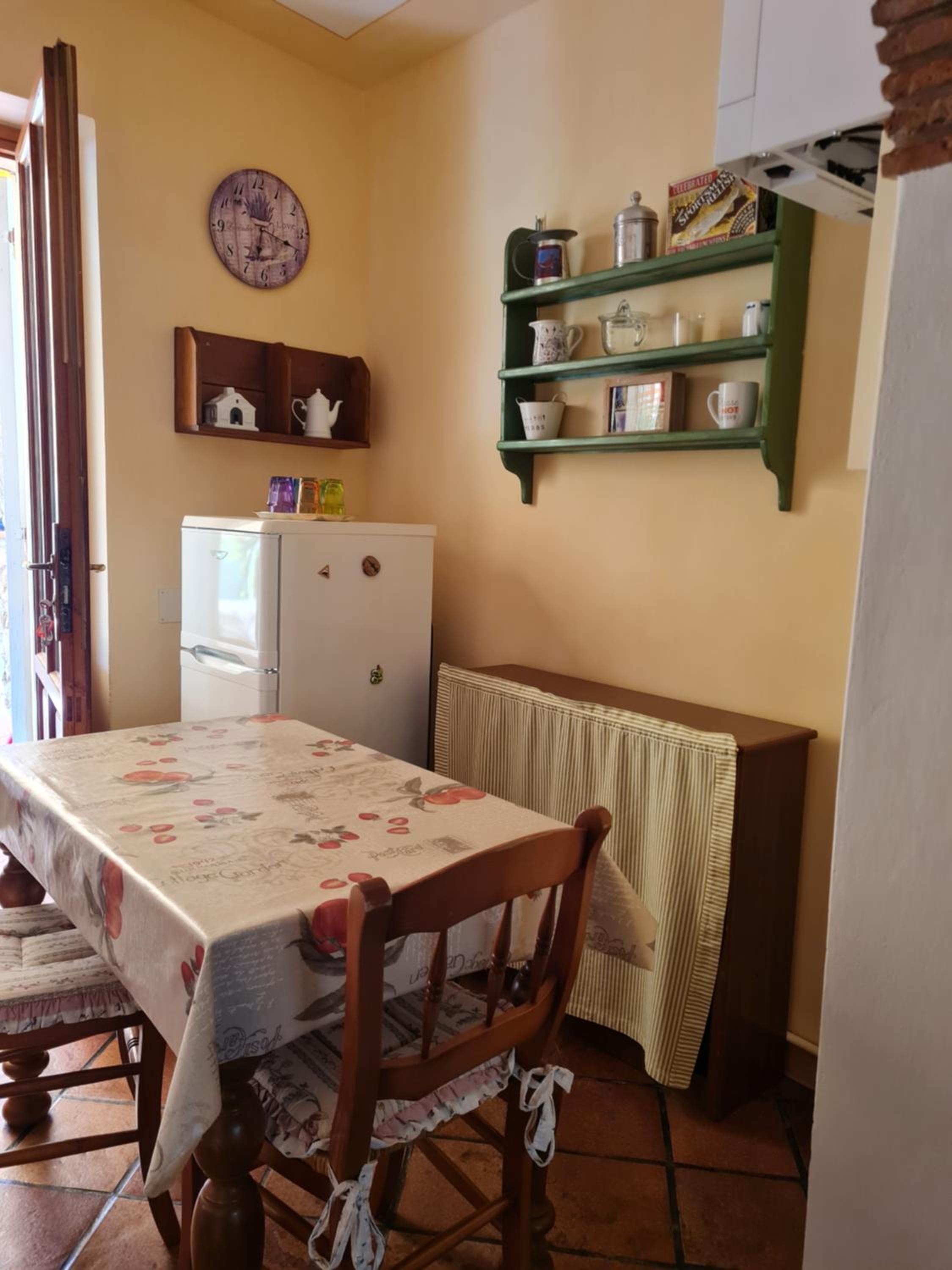 Photo 18