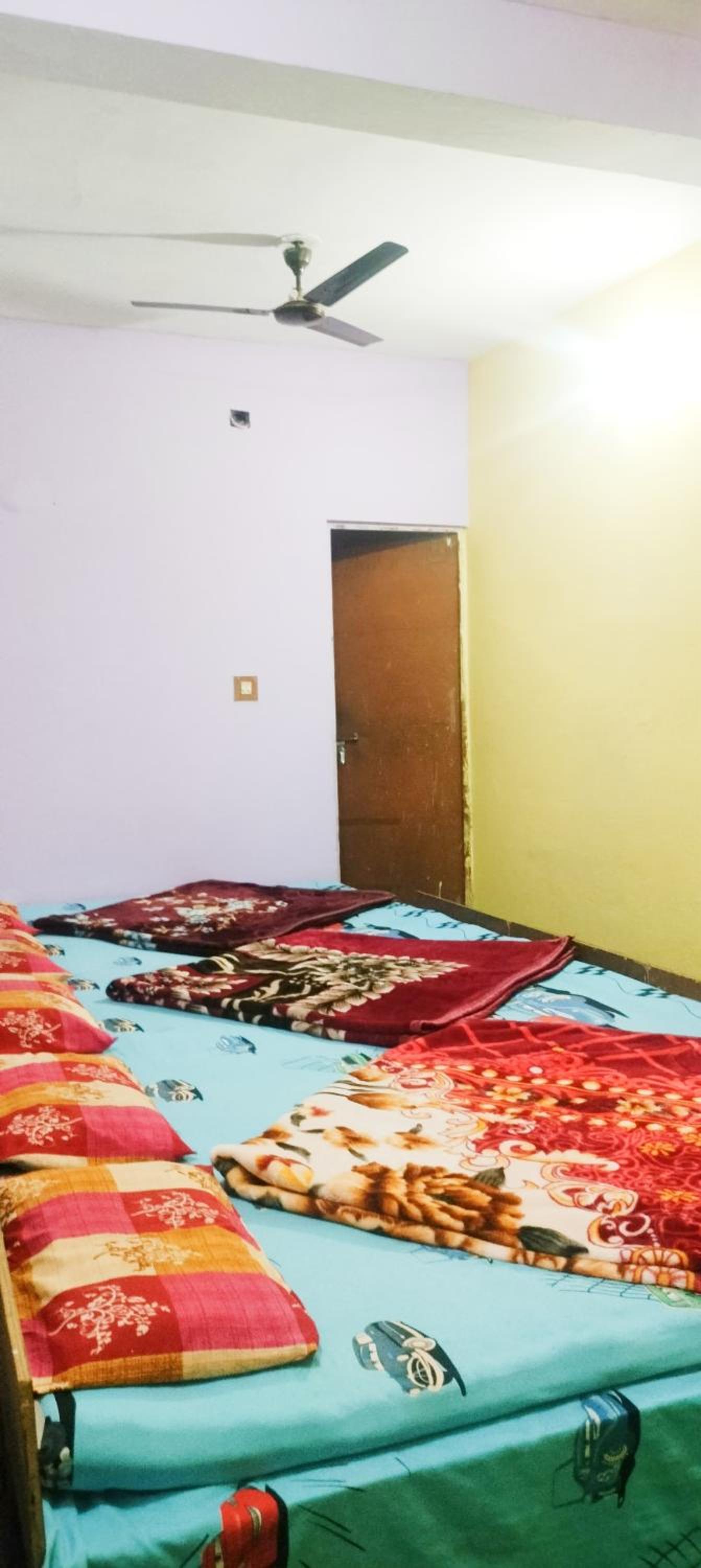 Himanshu Guest House & Restaurant view 2
