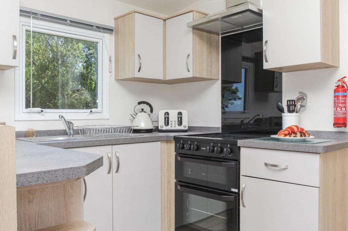 Bude Vacations - Cornish Coasts Holiday Park - Property Image 90