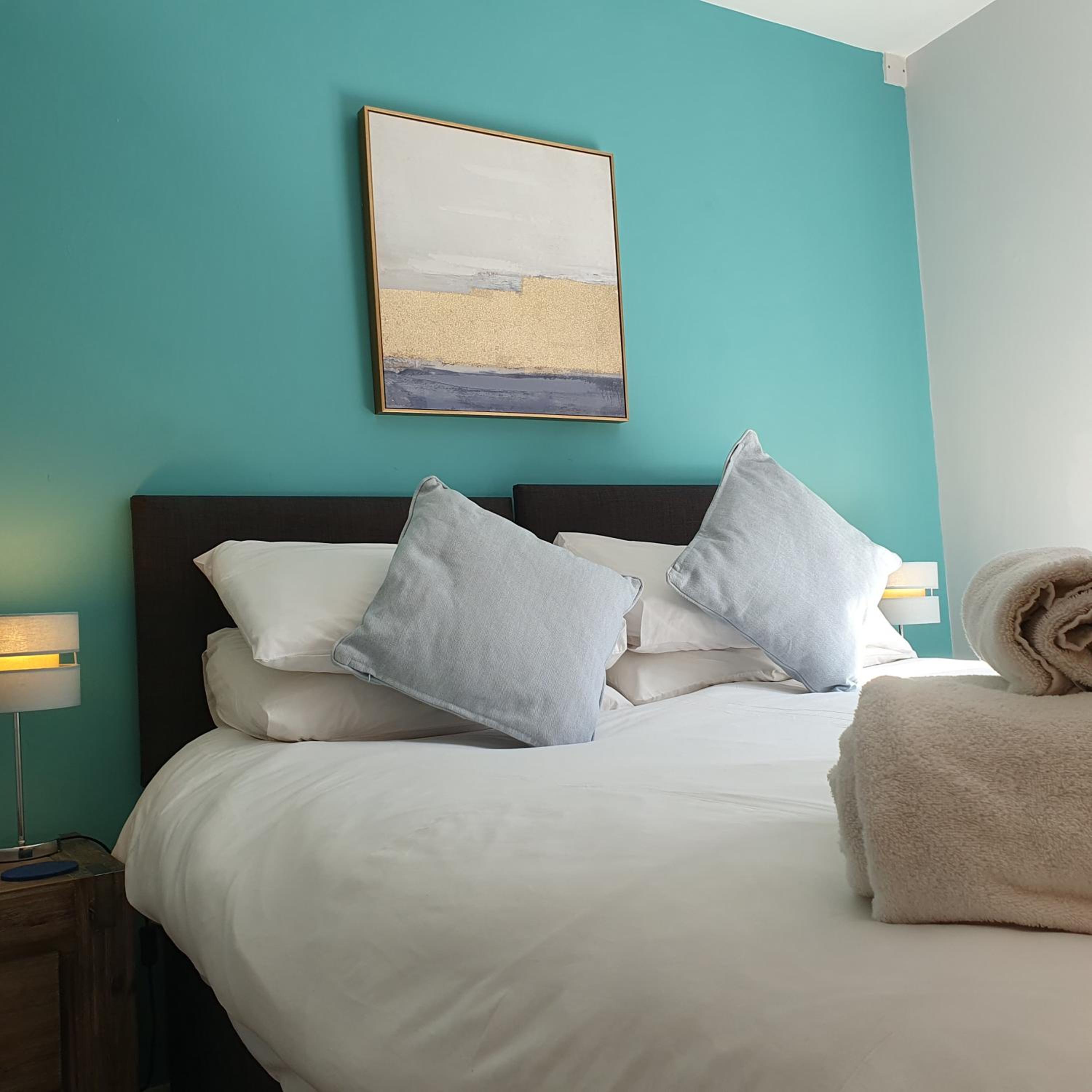 Outstanding & Modern Apartments in the heart of Camden Town view 4