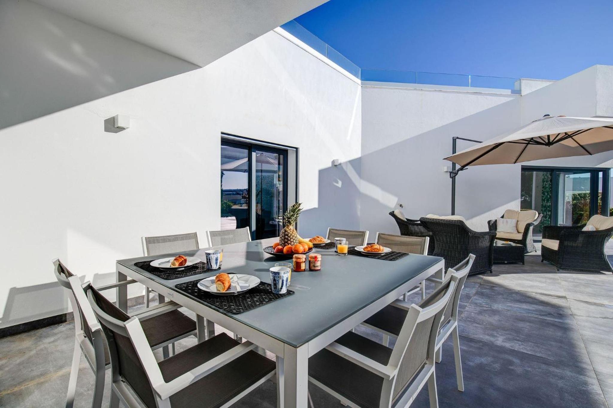 Casa Blanca view 5