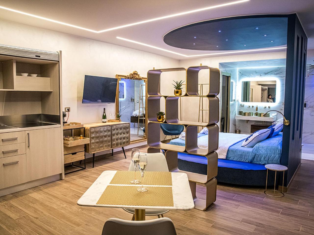 hotel room