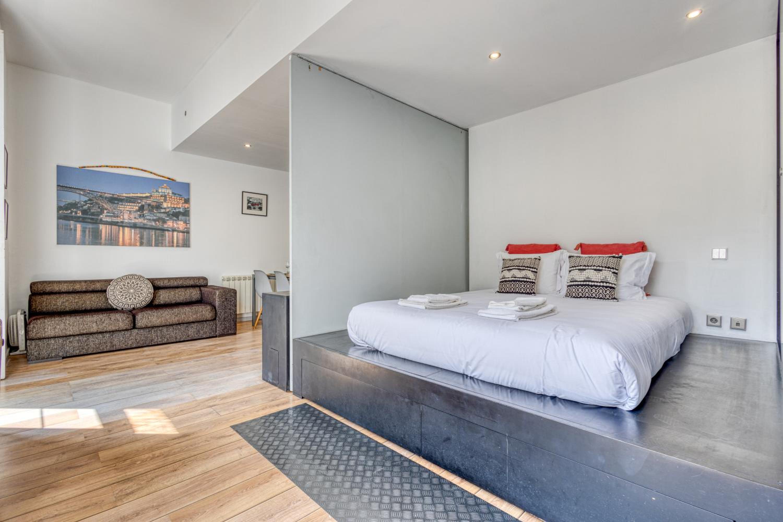 OPORTO GUEST Ribeira Loft view 3