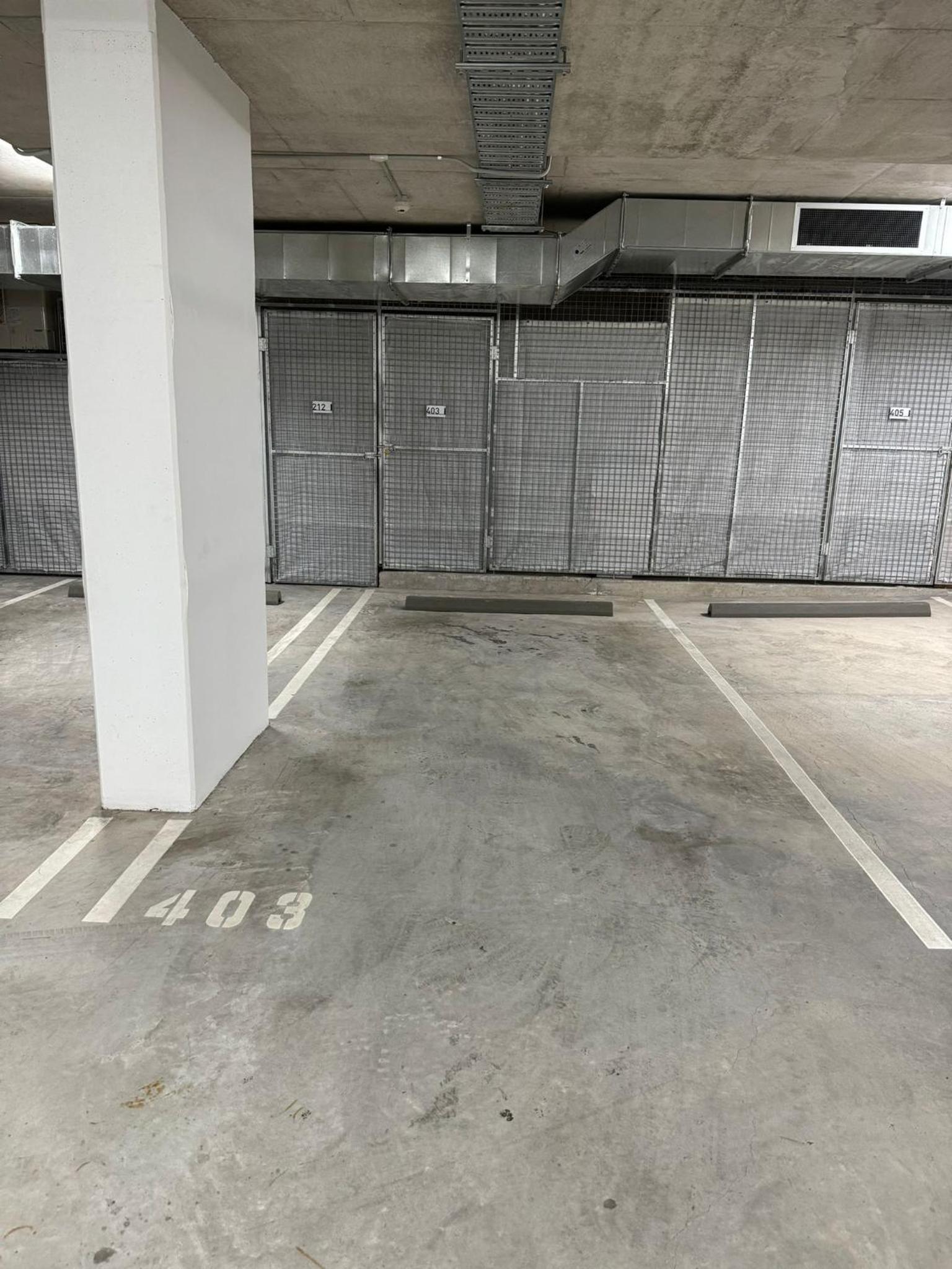 Modern Beach Ocean View 1 BDR Parking Balcony AC