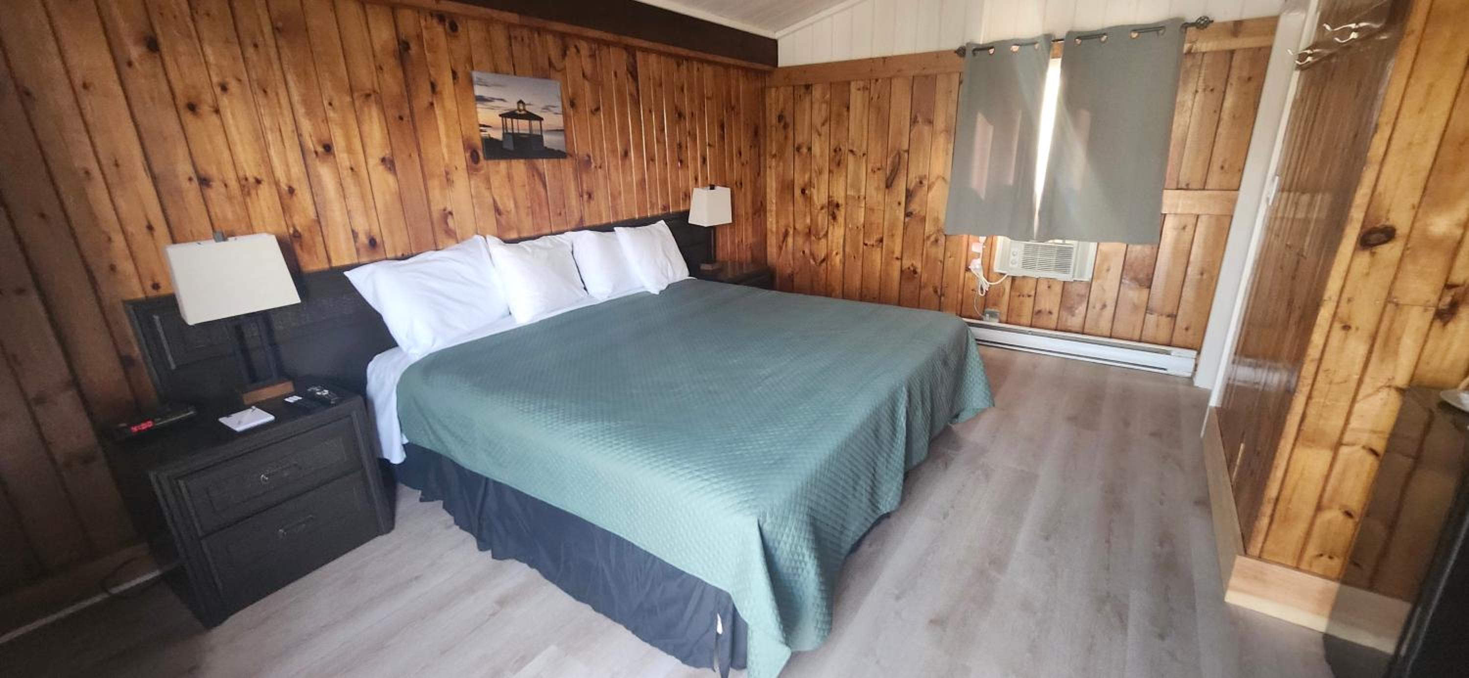 The Cove Motel & Restaurant