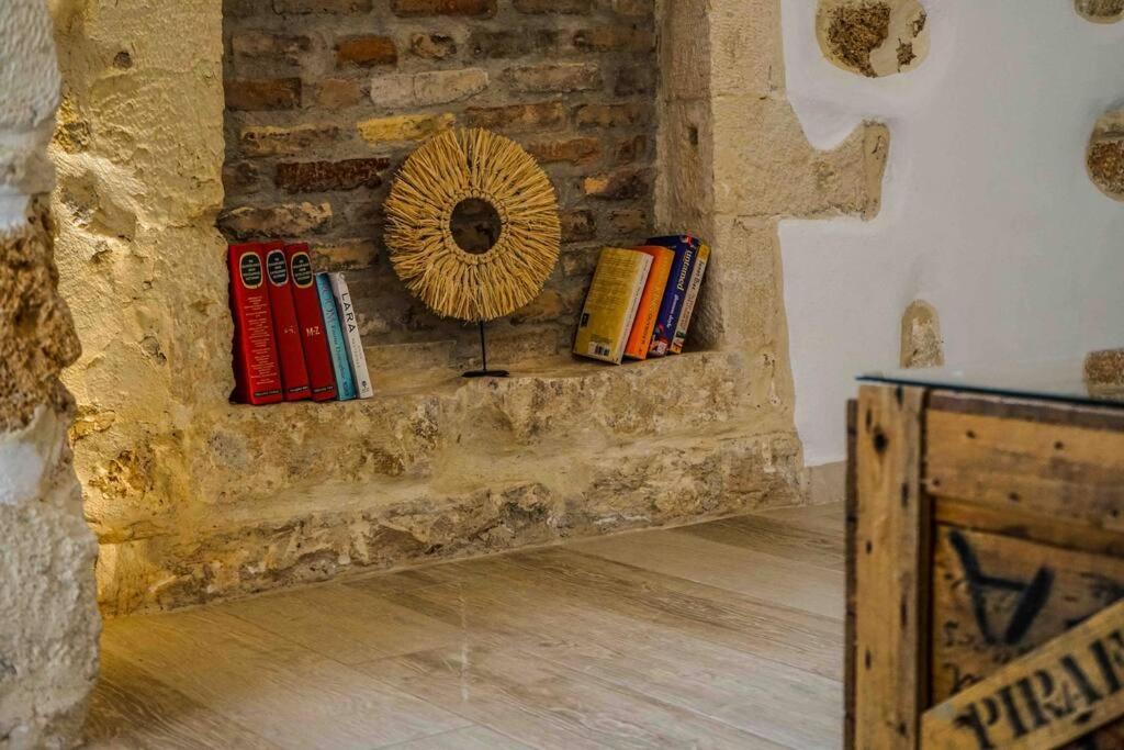 Apollona's Boutique Apartment