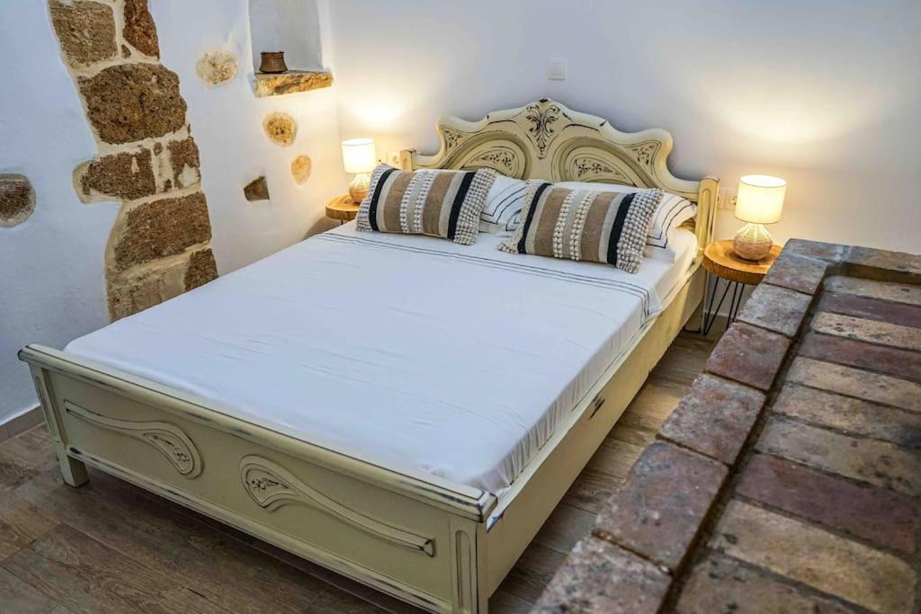 Apollona's Boutique Apartment