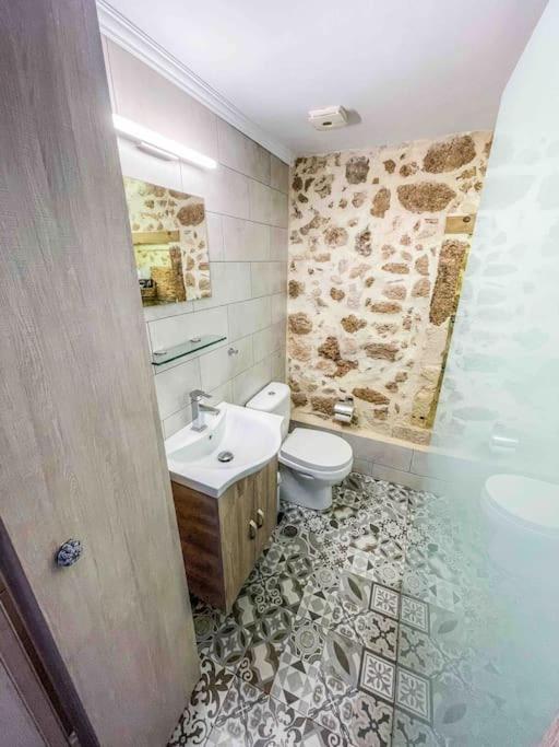 Apollona's Boutique Apartment