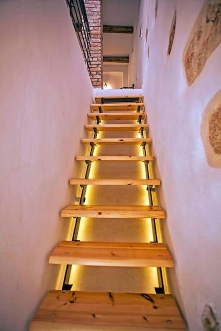Apollona's Boutique Apartment