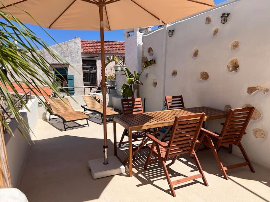 Apollona's Boutique Apartment
