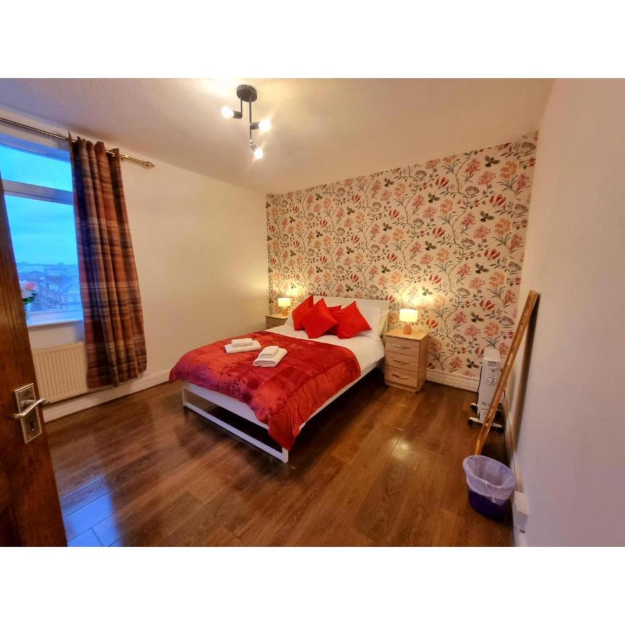Dudley Court Apartment