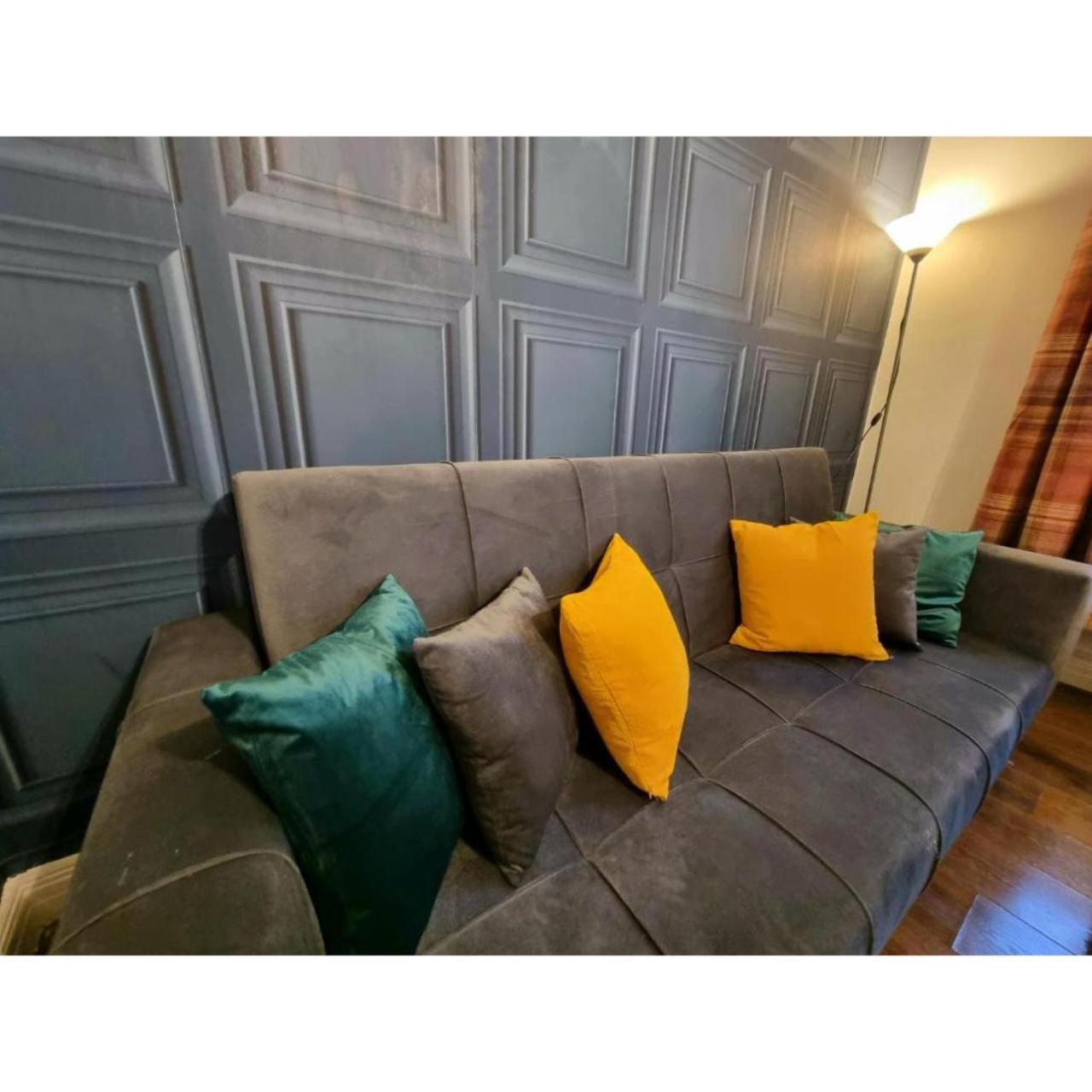 Dudley Court Apartment