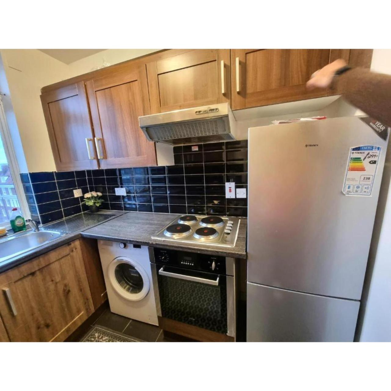 Dudley Court Apartment