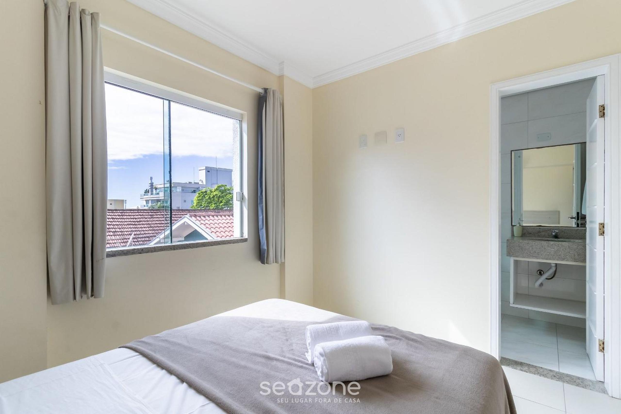 Apartamentos próximo a Praia de Bombas - ARZ