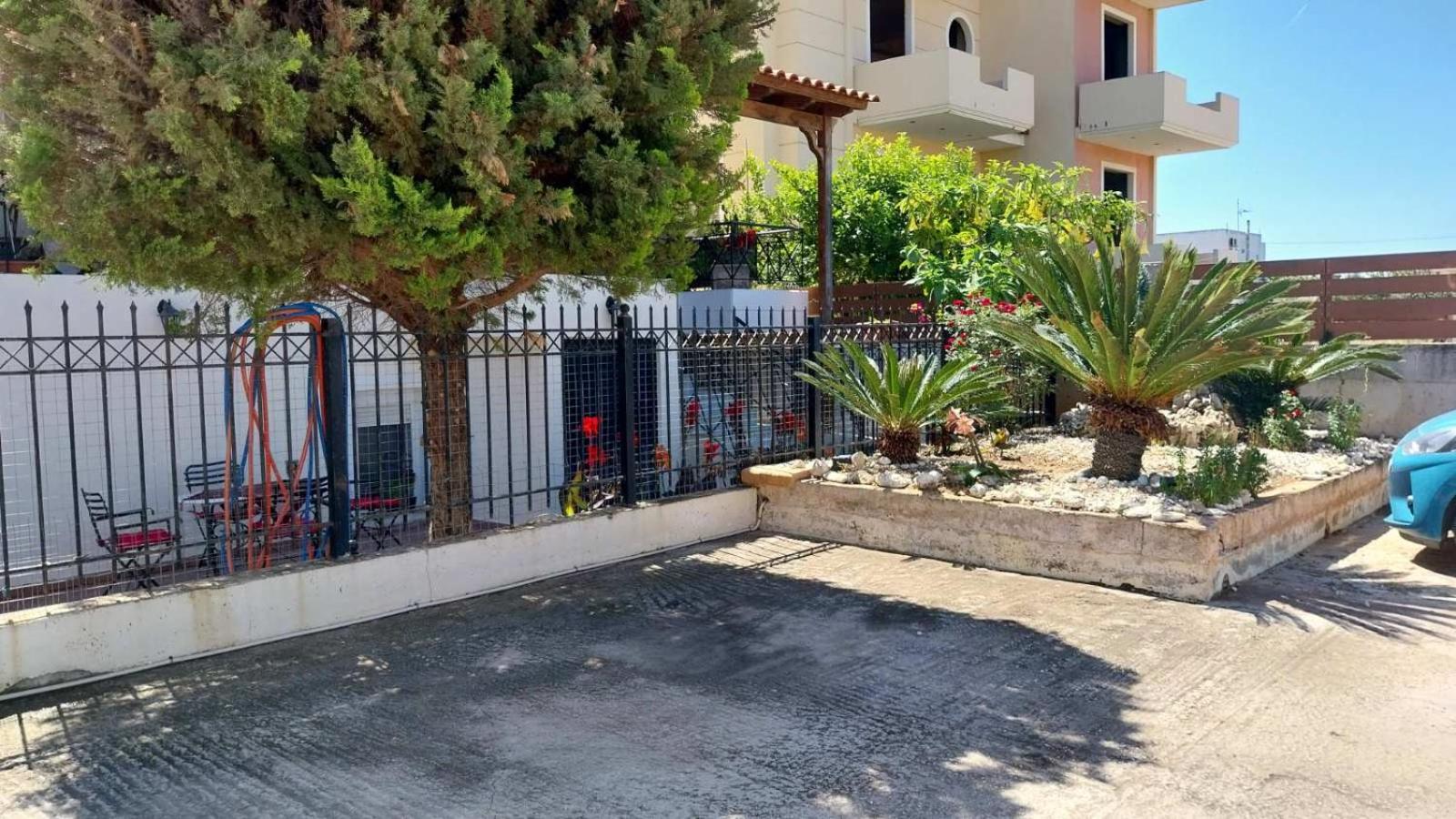 Ariadnis Apartment