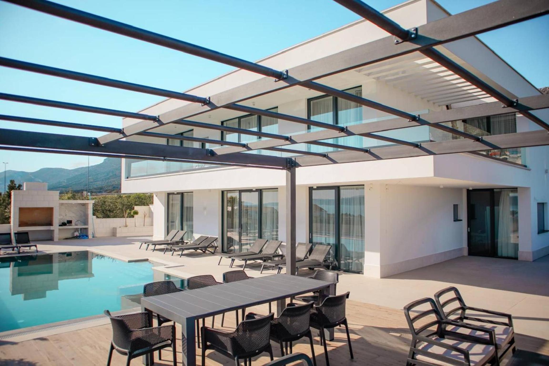 Luxury Villa Moonshine view 3