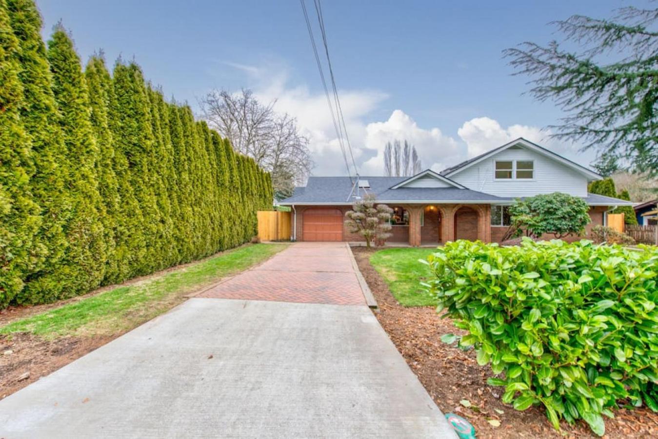 Joyful Kirkland Home, Near Beach, Hot Tub & AC view 2