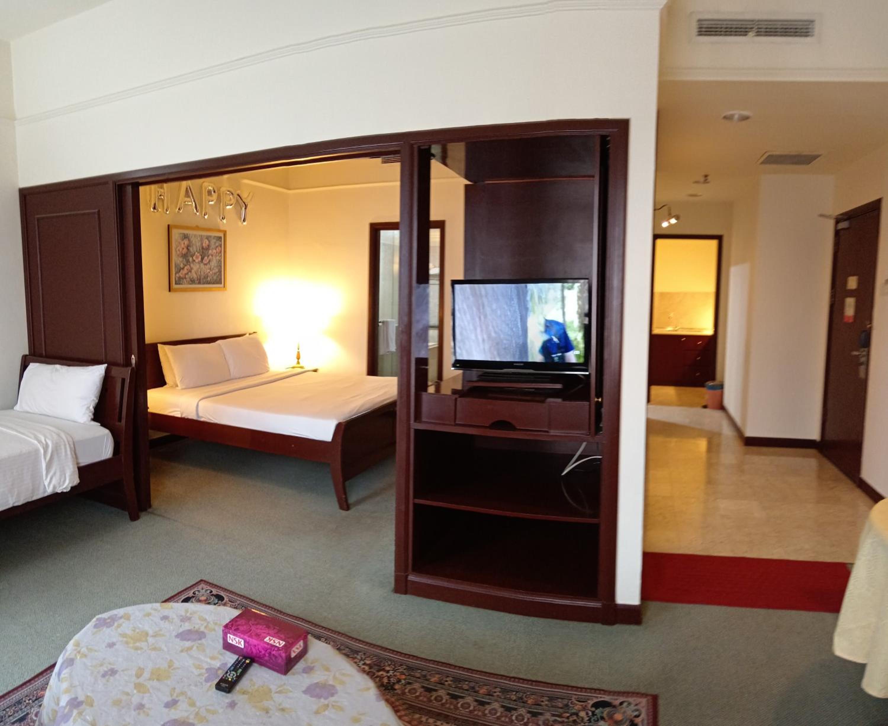 KING SERVICE SUITES at TIMES SQUARE