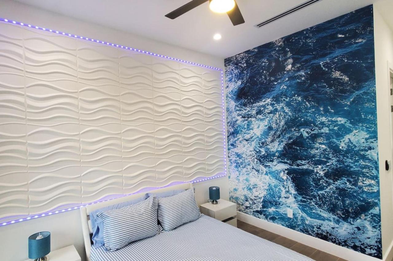 Elements Las Olas w Pool and Spa Near Beach view 2