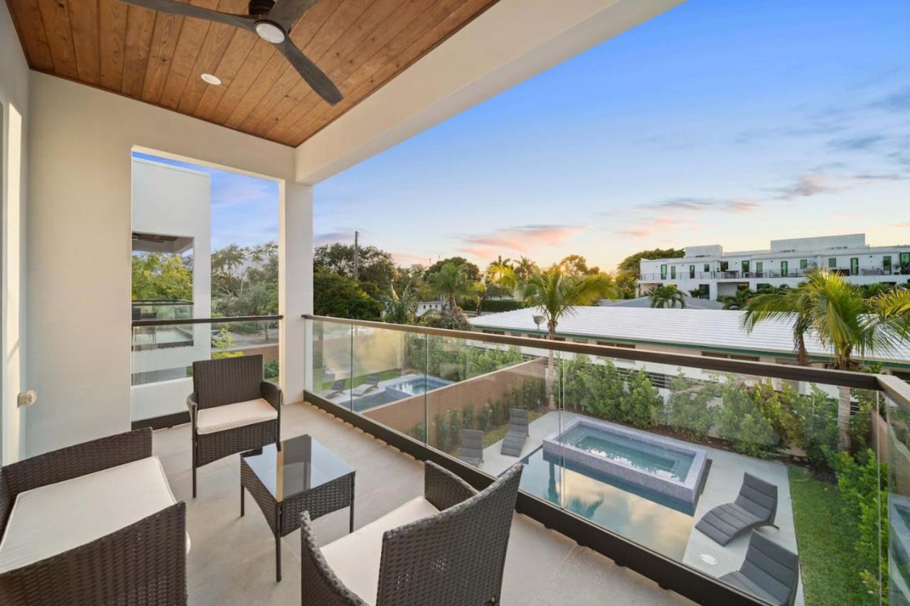 Elements Las Olas w Pool and Spa Near Beach view 3