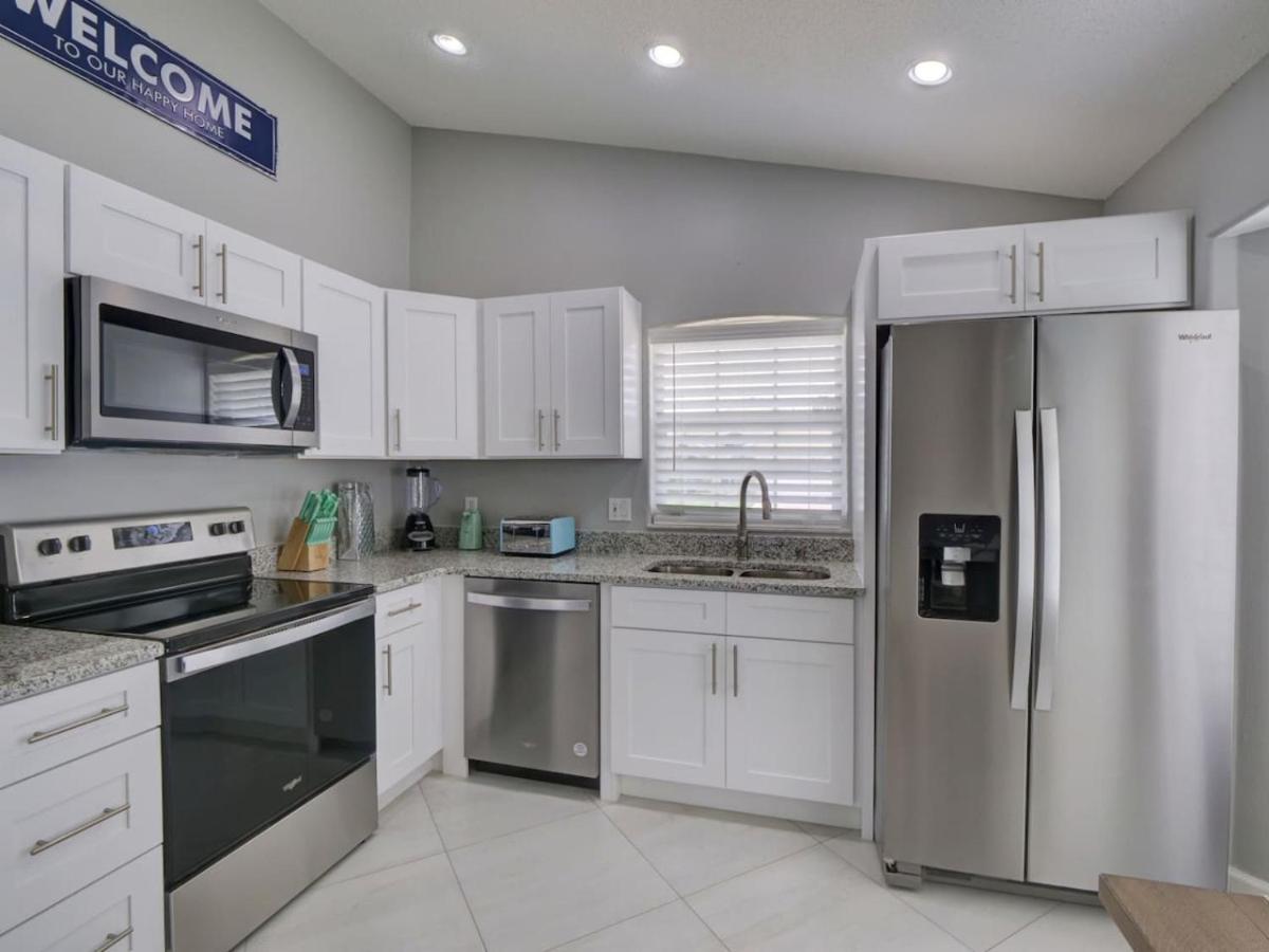 Pool home 5 miles to Disney Great for families