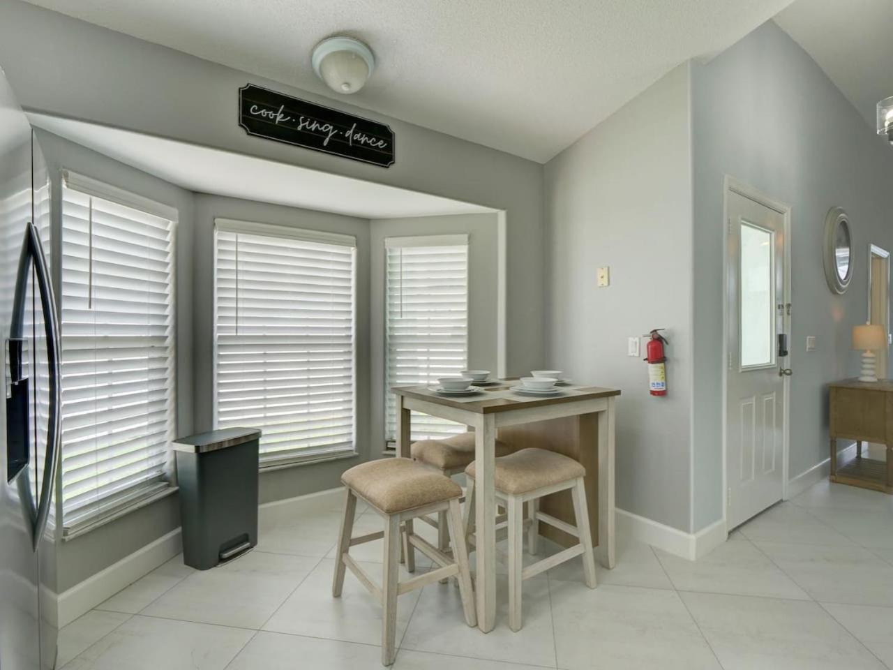 Pool home 5 miles to Disney Great for families
