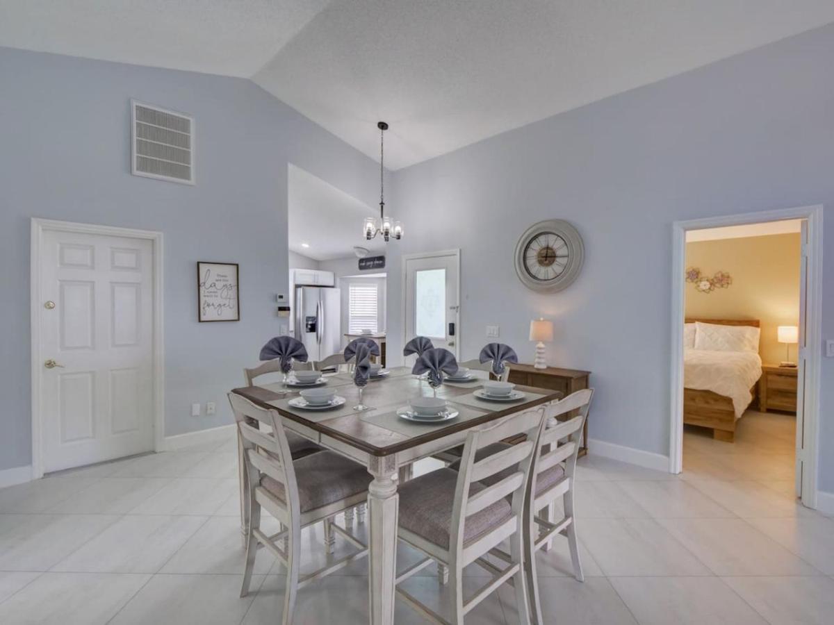 Pool home 5 miles to Disney Great for families