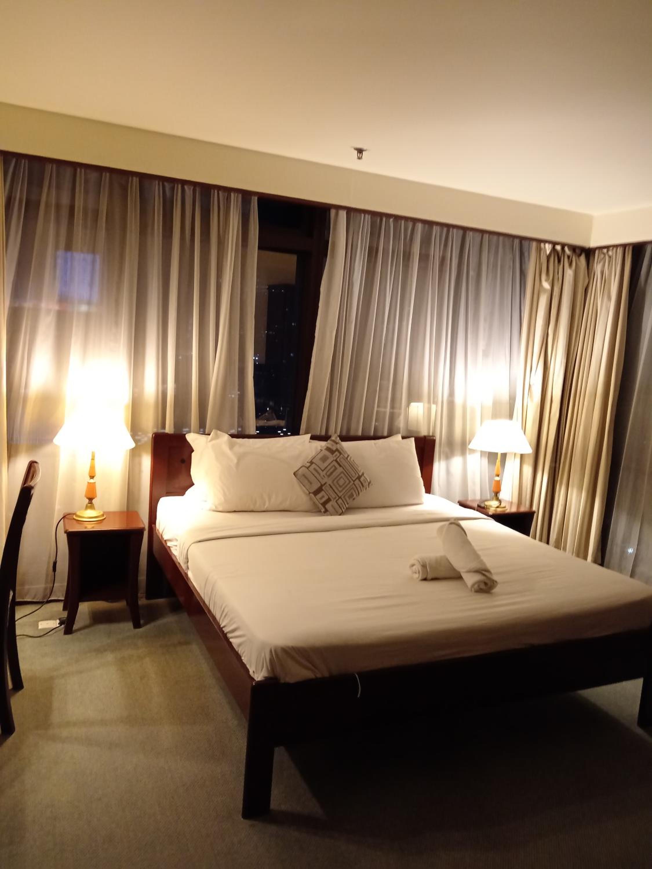 KING SERVICE SUITES at TIMES SQUARE
