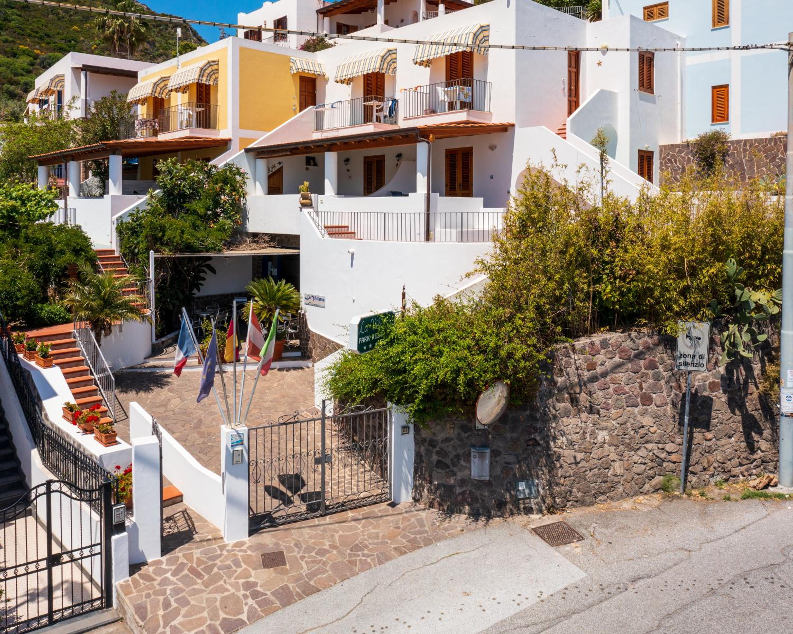 Hotel Residence La Villetta - Image 1