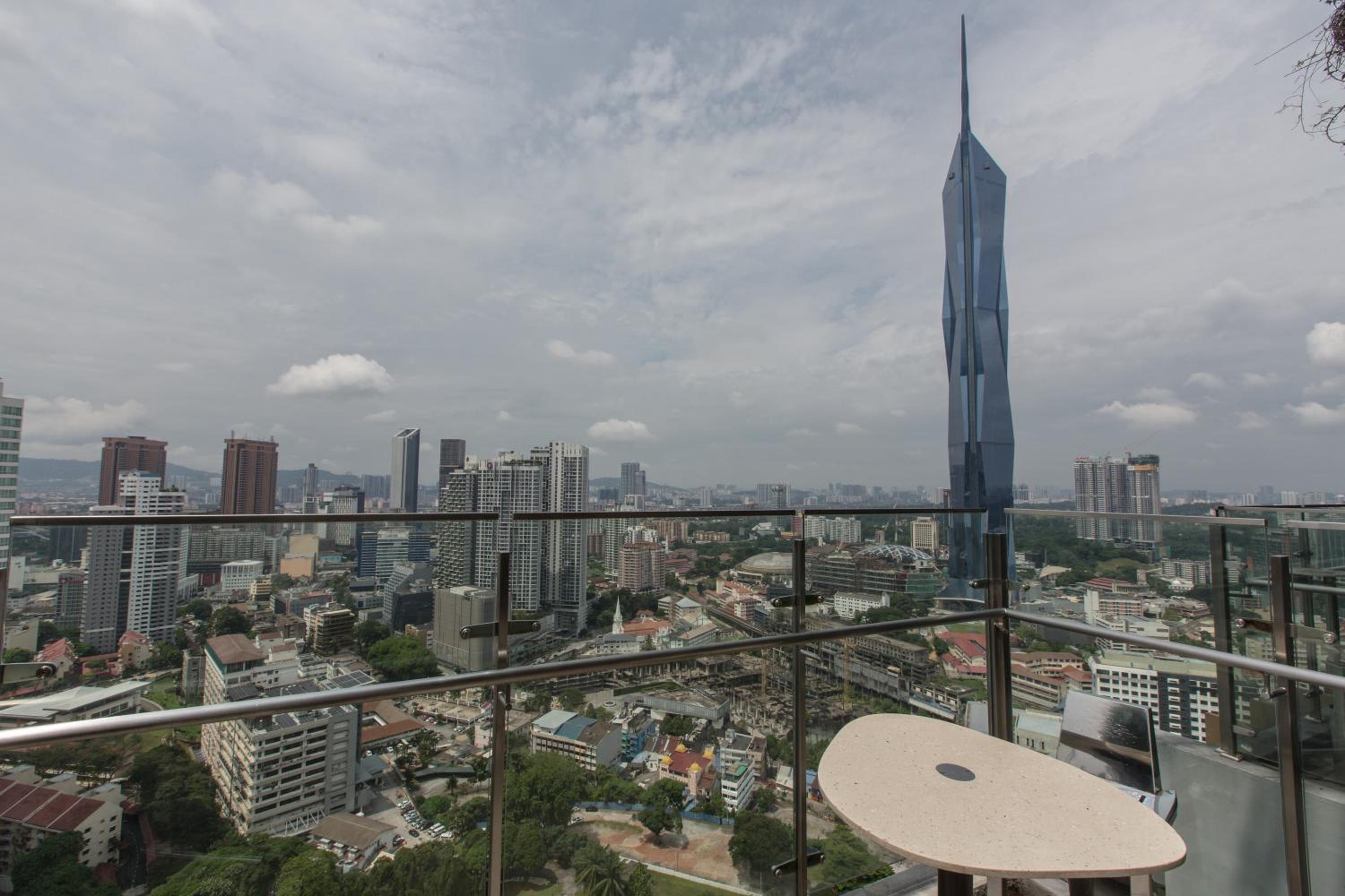 Ceylonz Suites near KLCC& KL Tower by My Trip & My Stay