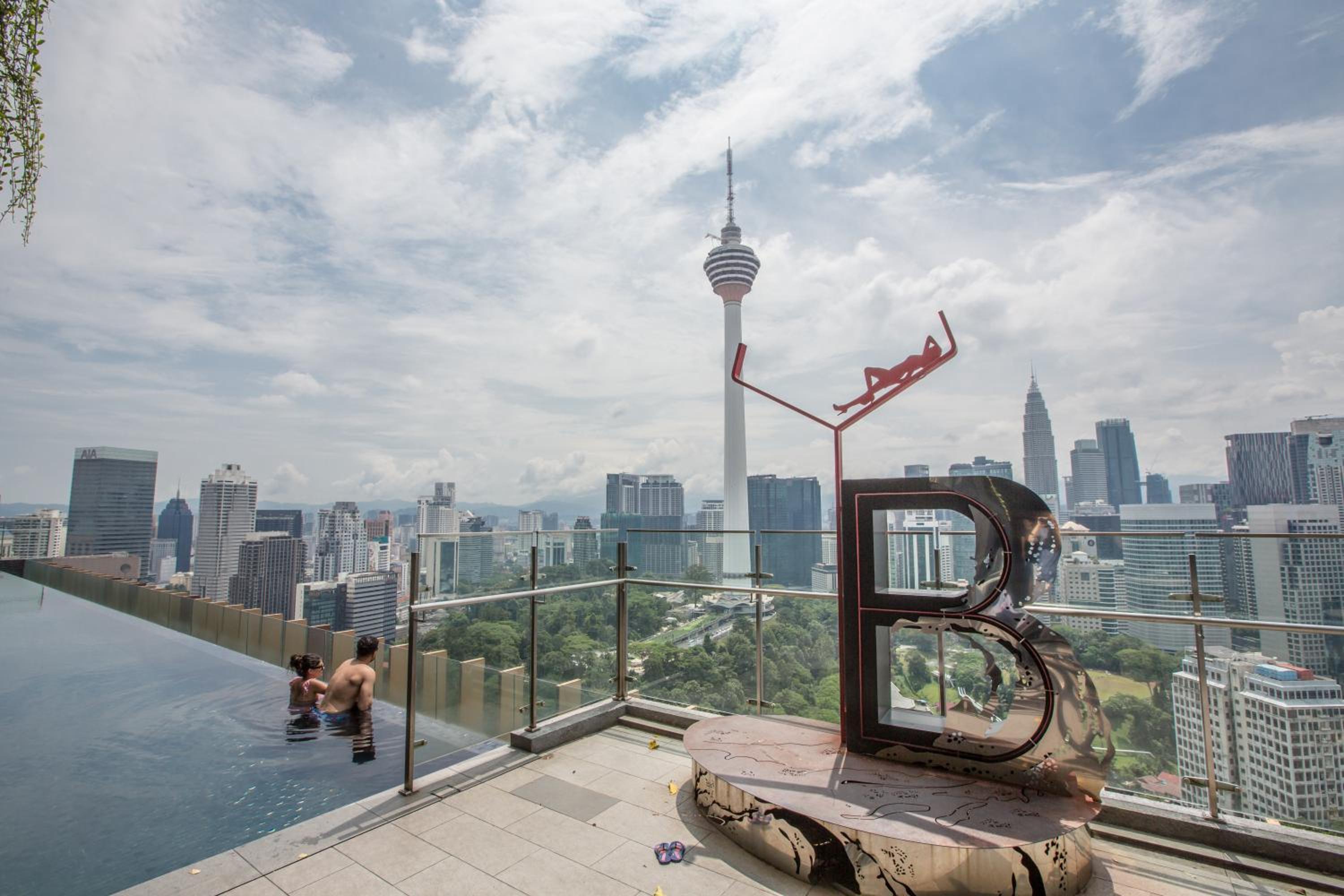 Ceylonz Suites near KLCC& KL Tower by My Trip & My Stay