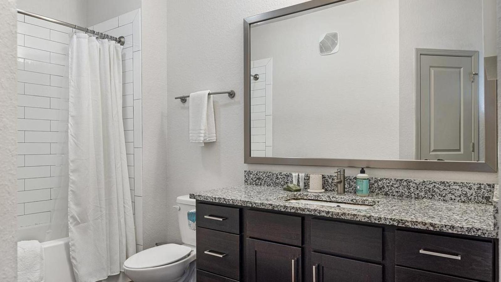 Landing at Laurel at Dry Creek - 1 Bedroom in Huntsville view 5