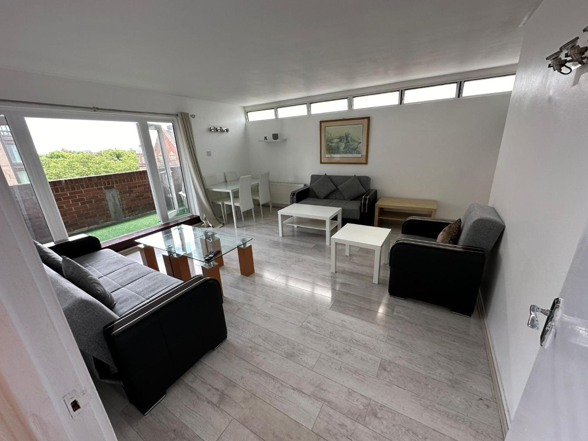 Queens Way