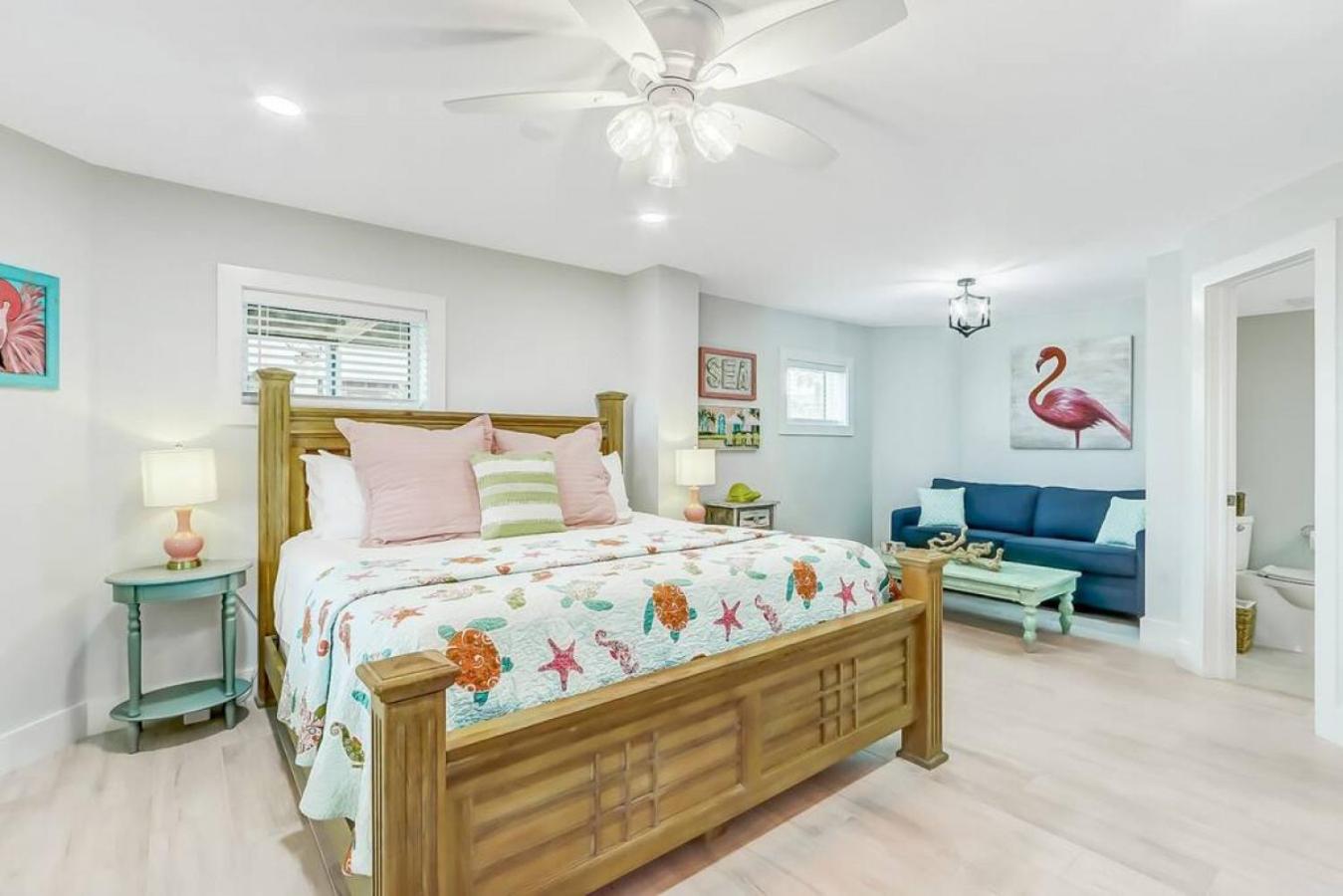 Ebb Tide Cottage - Beachfront - Huge Oceanfront Deck - Hot Tub view 5