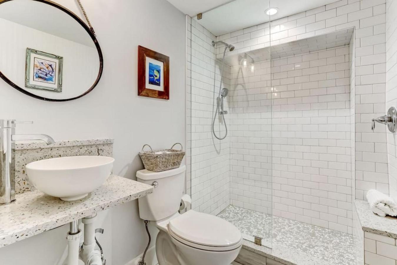 The Reef - Cozy Hideaway - Private Patio - Located Steps from the Beach view 4