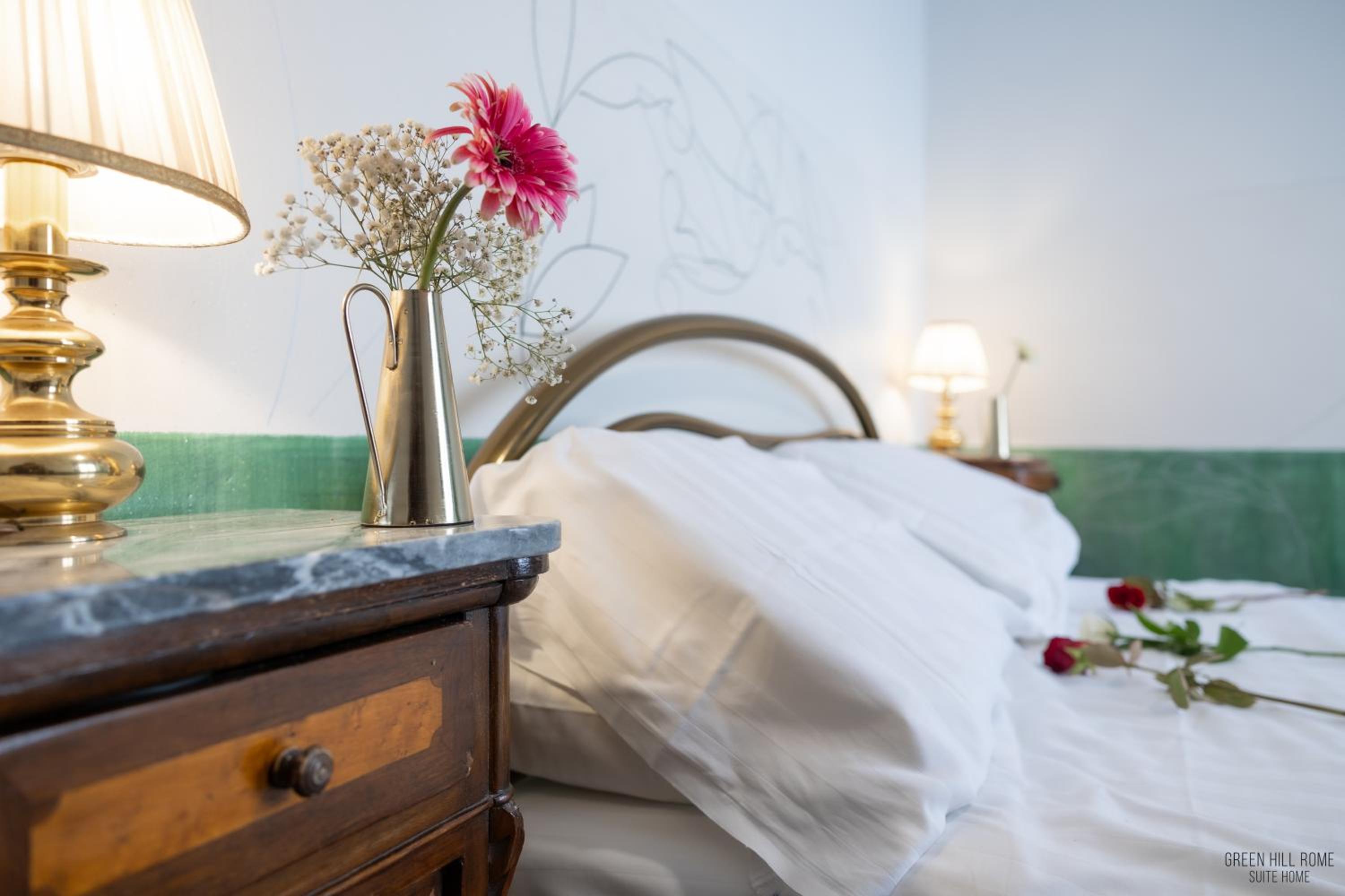 Green Hill Rome Suite Home