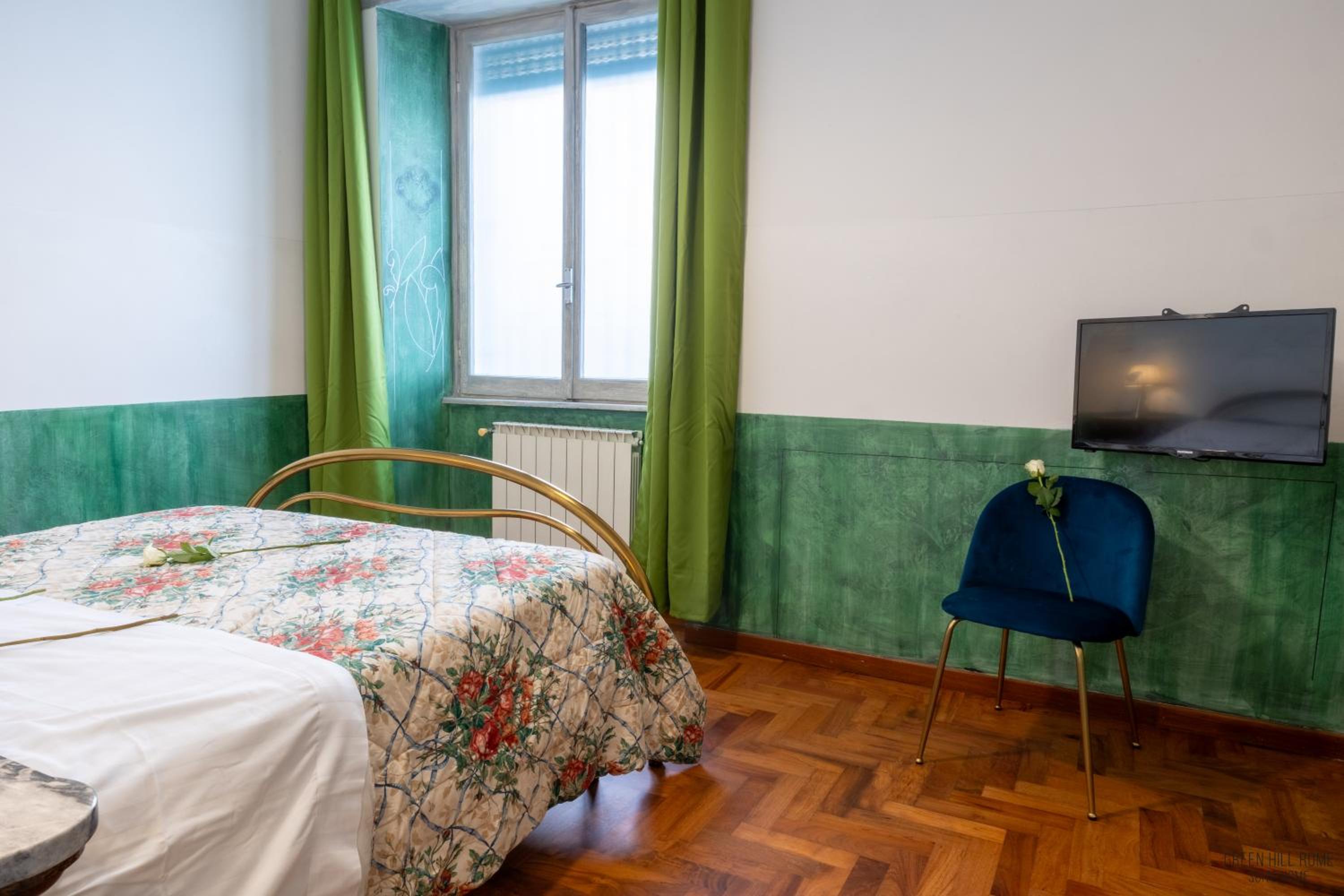 Green Hill Rome Suite Home