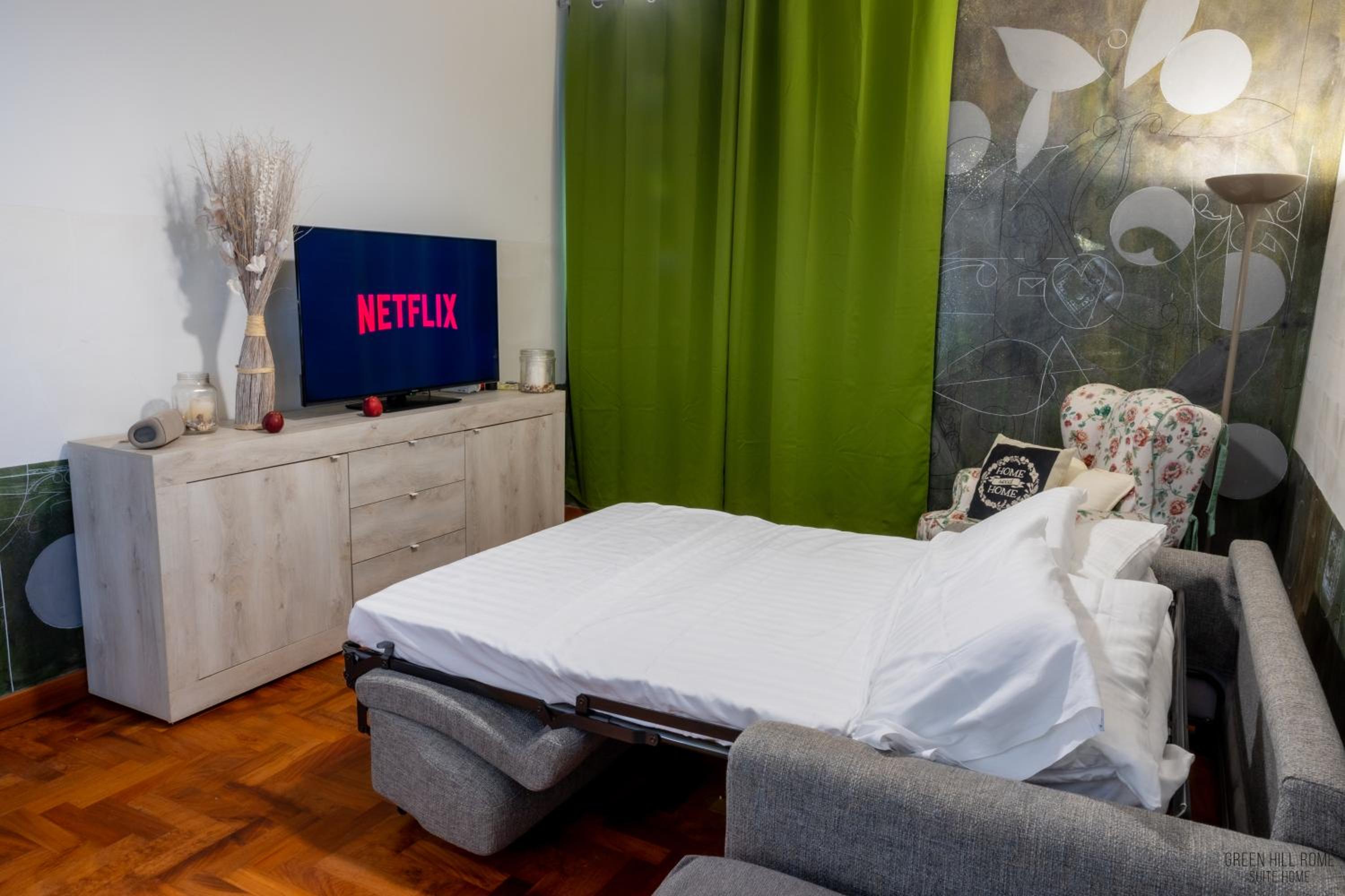 Green Hill Rome Suite Home
