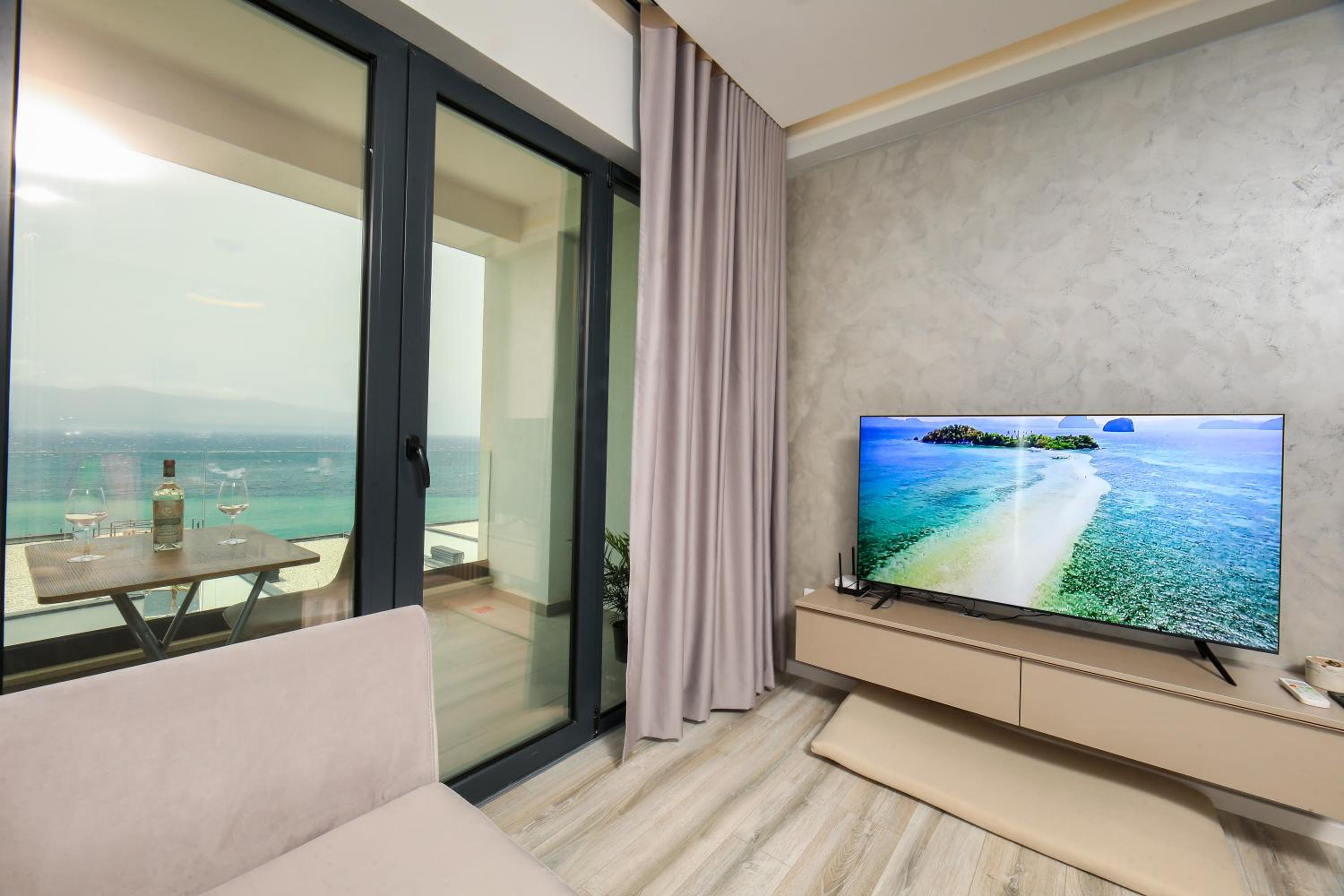 Nova Luxury Home