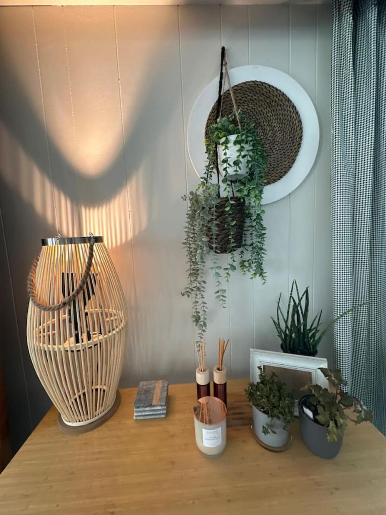 Charming Corner