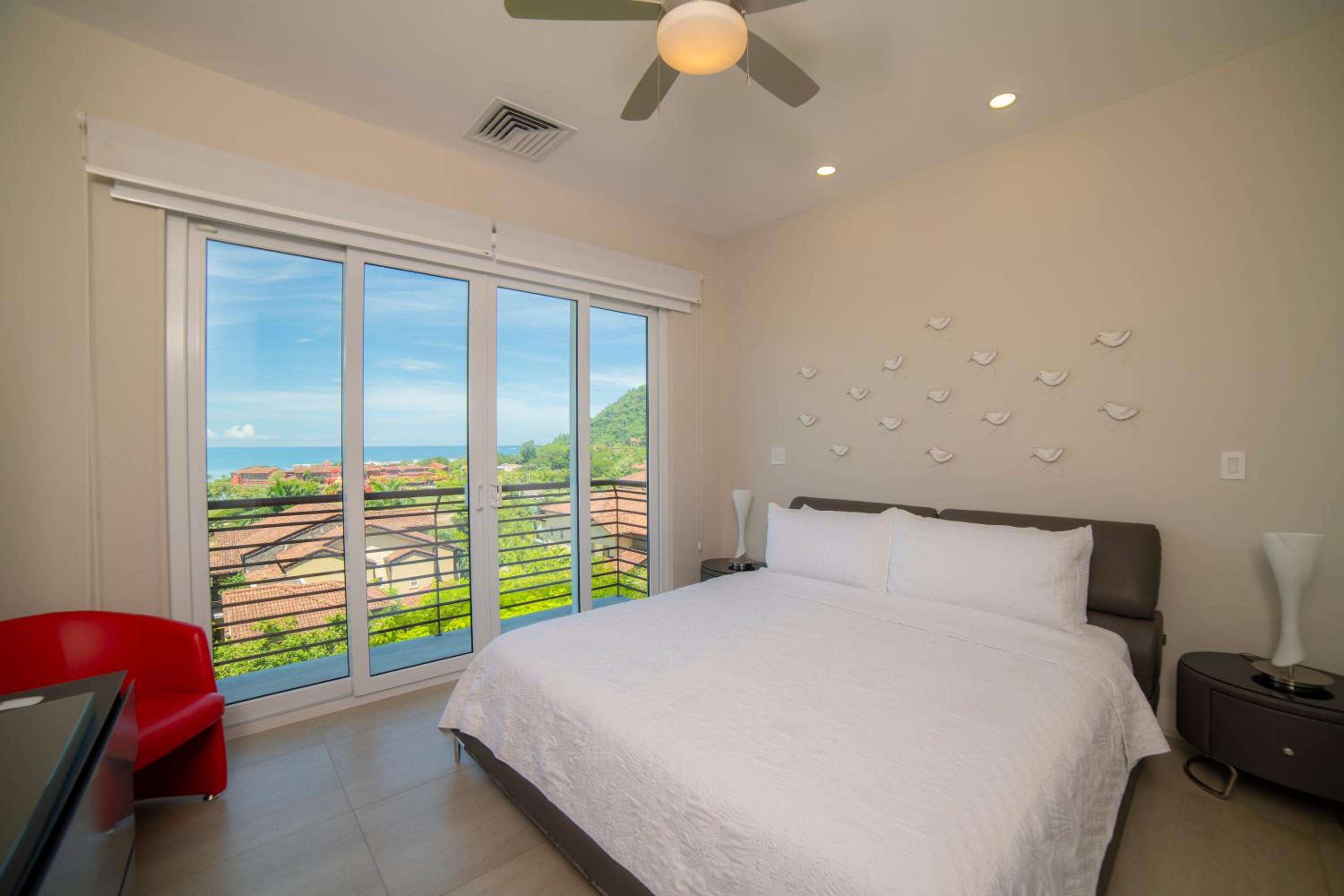 Miramar 2D 3 bdr Ocean View in Los Suenos
